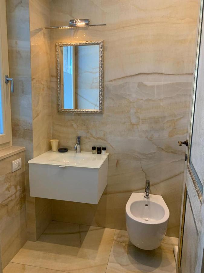 Fifty Eight Suite Milan Duomo View Exterior photo